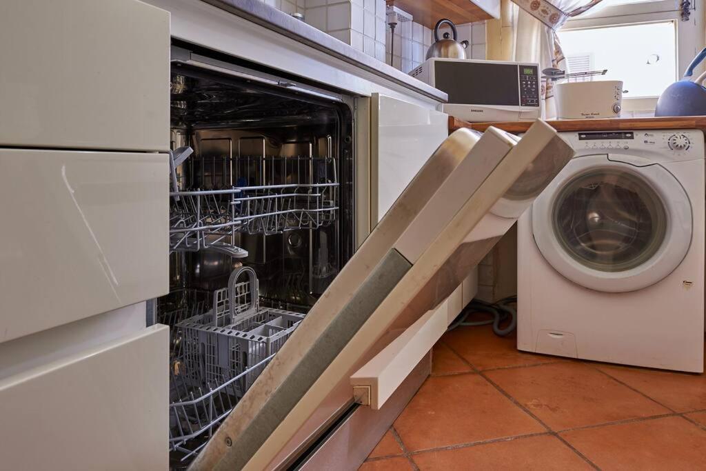 Irex - Cavour Private Apartment ローマ エクステリア 写真