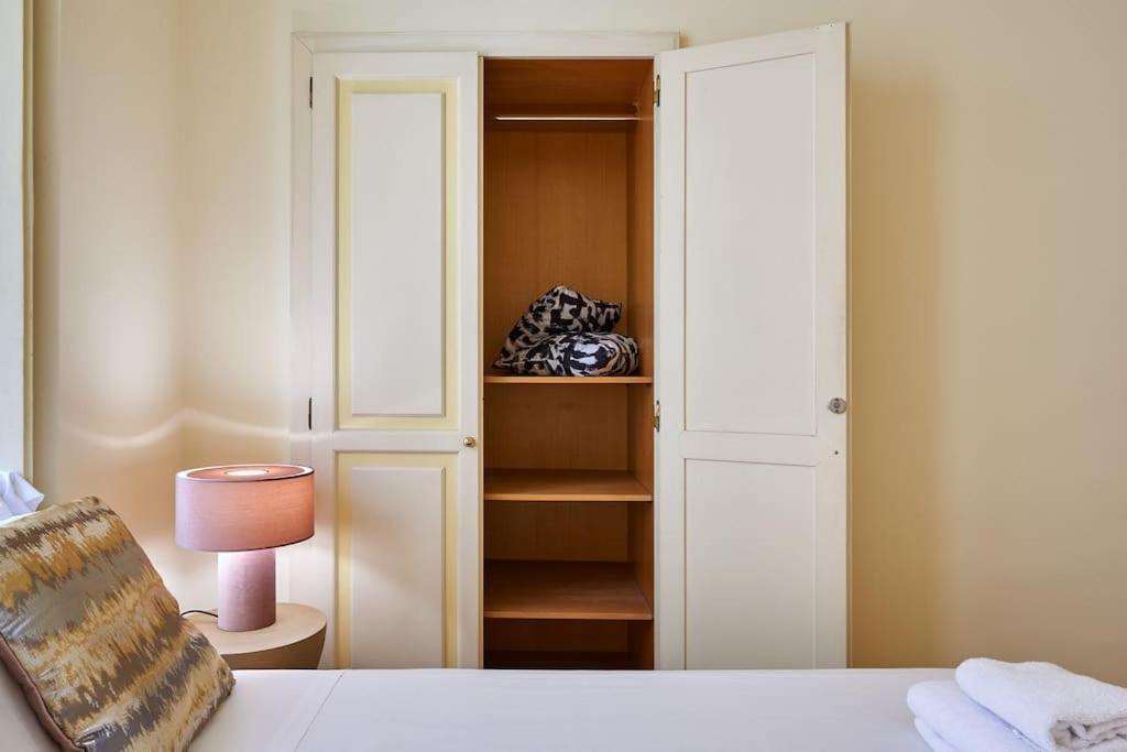 Irex - Cavour Private Apartment ローマ エクステリア 写真