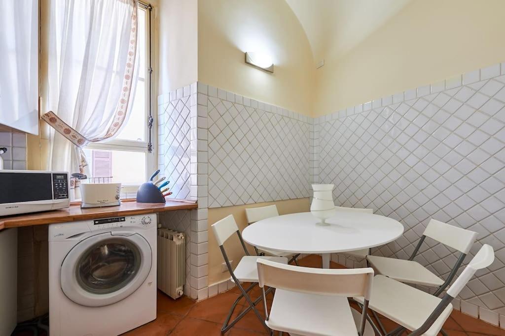 Irex - Cavour Private Apartment ローマ エクステリア 写真