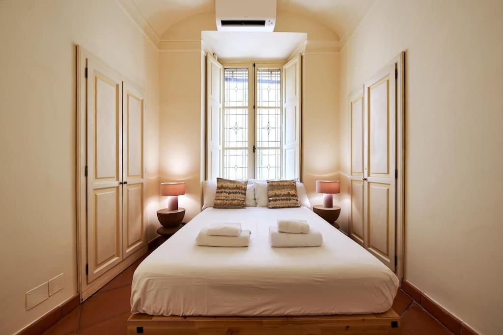 Irex - Cavour Private Apartment ローマ エクステリア 写真